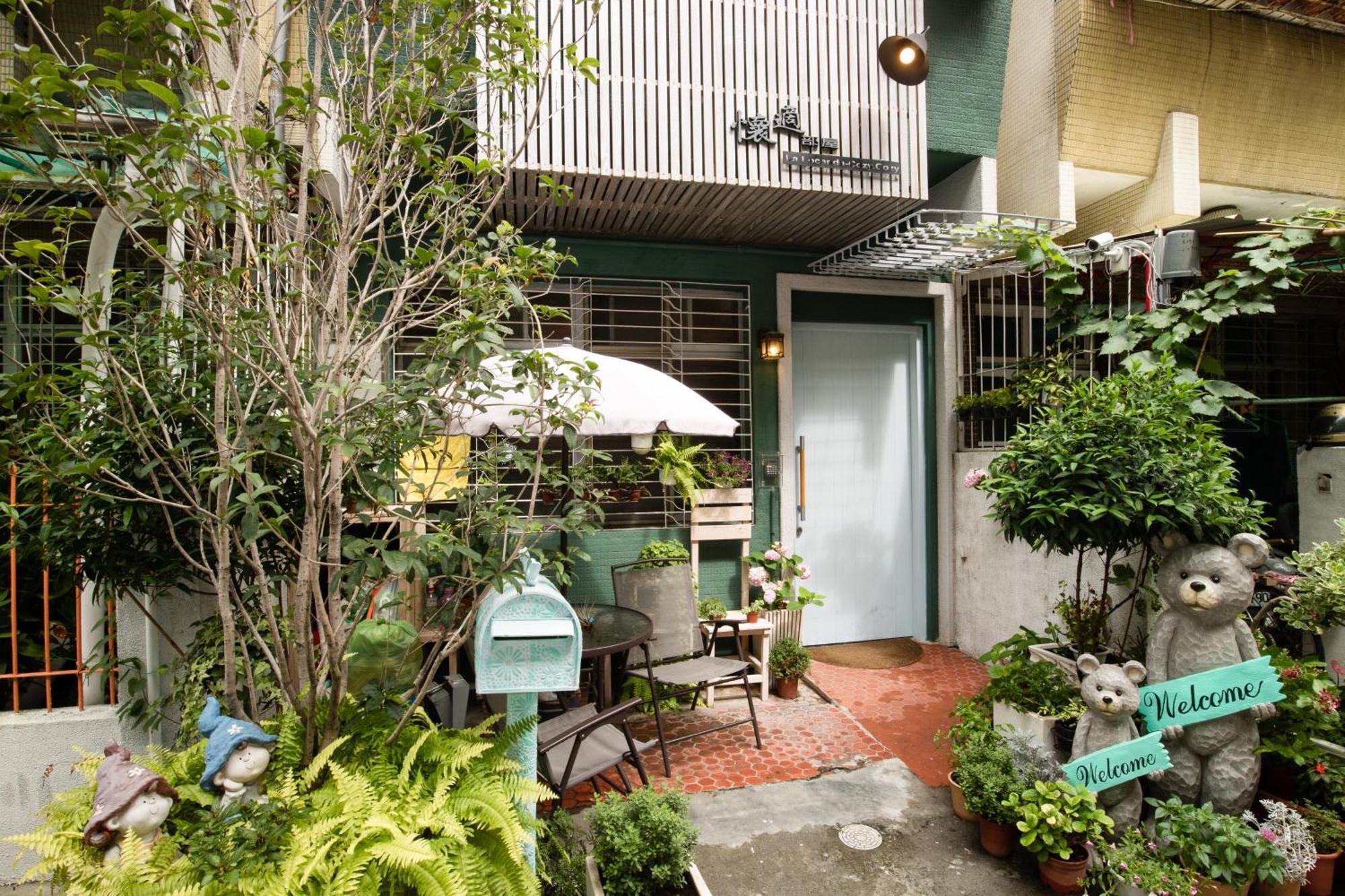 Cozy Cozy Hostel Tainan Exterior foto
